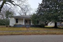 Pre-foreclosure in  S CONECUH ST Greenville, AL 36037