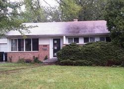 Pre-foreclosure in  MIDWAY RD Northbrook, IL 60062