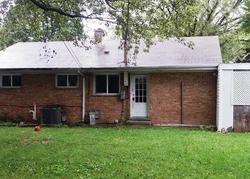 Pre-foreclosure in  MIDWAY RD Northbrook, IL 60062