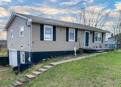 Pre-foreclosure in  ROLLING HILLS RD Greeneville, TN 37743