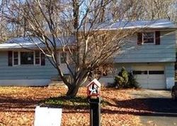 Pre-foreclosure Listing in BOUND LINE RD WOLCOTT, CT 06716