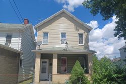 Pre-foreclosure in  W 14TH AVE Homestead, PA 15120