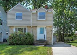 Pre-foreclosure in  LILAC RD Cleveland, OH 44121