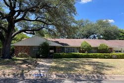 Pre-foreclosure in  SELKIRK DR W Fort Worth, TX 76109