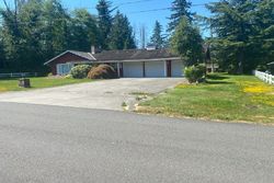 Pre-foreclosure in  283RD AVE SE Enumclaw, WA 98022