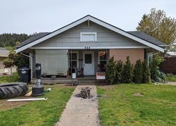Pre-foreclosure in  S GOLD ST Centralia, WA 98531