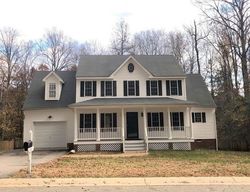 Pre-foreclosure in  MILL SHED DR Midlothian, VA 23112