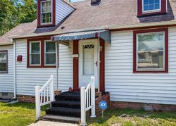 Pre-foreclosure in  ARNOLD AVE Richmond, VA 23222