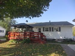 Pre-foreclosure in  ELK ST Cambridge, IL 61238