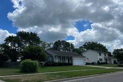 Pre-foreclosure in  ORCHARD LN Tecumseh, MI 49286