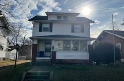 Pre-foreclosure in  RIDGEWAY PL NW Canton, OH 44709