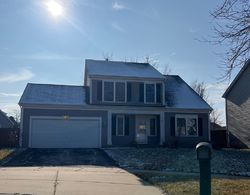 Pre-foreclosure in  CORTNEY CIR Carpentersville, IL 60110