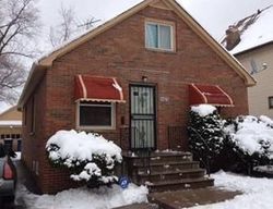 Pre-foreclosure in  E 176TH ST Cleveland, OH 44110