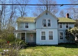 Pre-foreclosure in  GULLY LANDING RD Miller Place, NY 11764