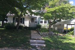 Pre-foreclosure in  E WASHINGTON ST Windsor, MO 65360