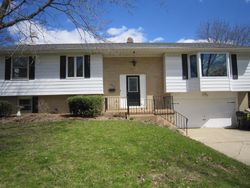 Pre-foreclosure in  HILLANDALE DR Antioch, IL 60002