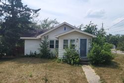 Pre-foreclosure in  PINE GROVE RD Staples, MN 56479