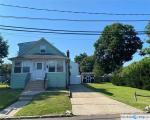 Pre-foreclosure in  CARLTON AVE East Norwich, NY 11732