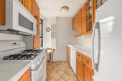 Pre-foreclosure in  W 90TH ST D New York, NY 10024