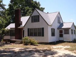 Pre-foreclosure in  KISER RD Laurinburg, NC 28352