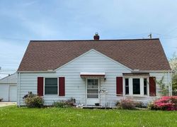 Pre-foreclosure in  E 232ND ST Euclid, OH 44123