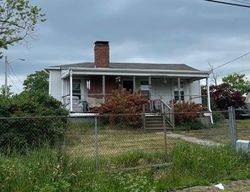 Pre-foreclosure in  SHORE RD Riverside, RI 02915