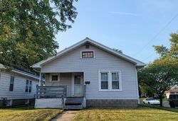 Pre-foreclosure in  W LOMBARD ST Davenport, IA 52804