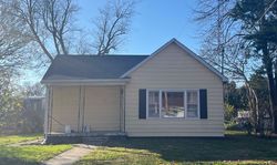 Pre-foreclosure in  S STATE Divernon, IL 62530