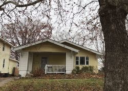 Pre-foreclosure in  S 9TH ST Springfield, IL 62703