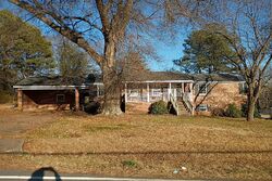  Bonner Lake Rd, Gaffney SC