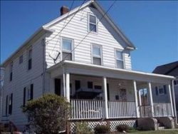 Pre-foreclosure Listing in MAPLE LN PLAINFIELD, CT 06374