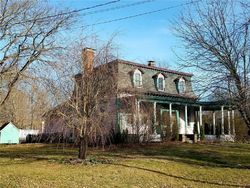 Pre-foreclosure in  NORWICH RD Plainfield, CT 06374