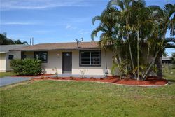 Pre-foreclosure in  SE AVALON DR Stuart, FL 34997