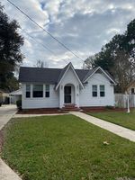 Pre-foreclosure in  OSWEGO ST Baton Rouge, LA 70805