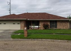 Pre-foreclosure in  WAYSIDE DR Lafayette, LA 70506