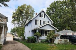 Pre-foreclosure in  LONGFORD AVE Elyria, OH 44035