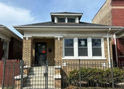 Pre-foreclosure in  W GARFIELD BLVD Chicago, IL 60609