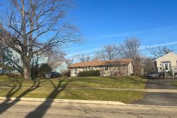 Pre-foreclosure in  BURLINGTON AVE Lisle, IL 60532