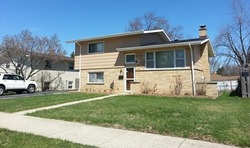 Pre-foreclosure in  BRNOT AVE Waukegan, IL 60087