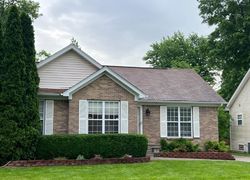 Pre-foreclosure in  FOREST DR Louisville, KY 40219