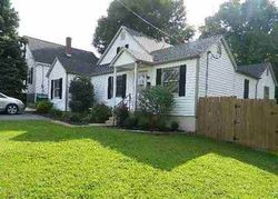 Pre-foreclosure in  N MANTLE AVE Elizabethtown, KY 42701