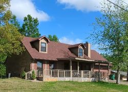 Pre-foreclosure in  HILLCREST DR Radcliff, KY 40160