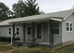Pre-foreclosure in  TAYLOR AVE Louisville, KY 40213