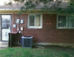 Pre-foreclosure in  PEABODY LN Louisville, KY 40218