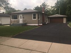 Pre-foreclosure in  N PRAIRIE AVE Joliet, IL 60435