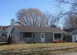 Pre-foreclosure in  N SYCAMORE LN North Aurora, IL 60542