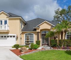 Pre-foreclosure in  FOXHAVEN DR S Jacksonville, FL 32224