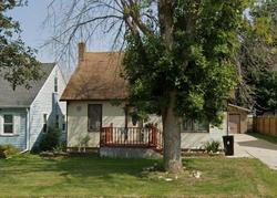 Pre-foreclosure in  S 9TH AVE Marshalltown, IA 50158
