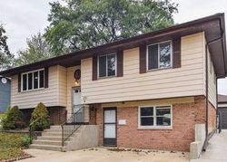 Pre-foreclosure in  WAKEFIELD LN Schaumburg, IL 60193