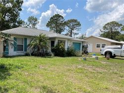 Pre-foreclosure in  DAUPHINE ST Sebring, FL 33872